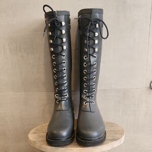 Stylish Black Lace-Up Knee-High Boots